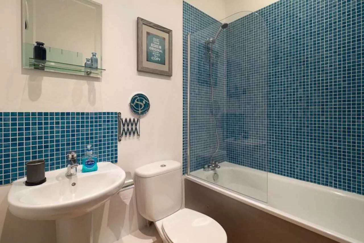 Stylish And Comfortable Lace Market Studio Apartment Nottingham